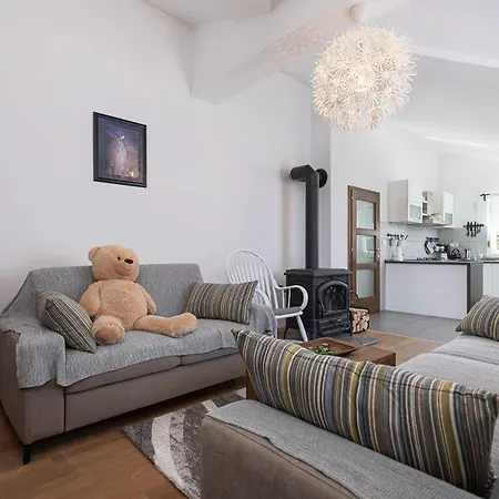 Apartment Gaj B4 In With Gym And Barbecue *